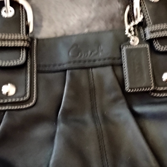 Coach Black Leather Tote Zip Closure - Picture 4 of 10